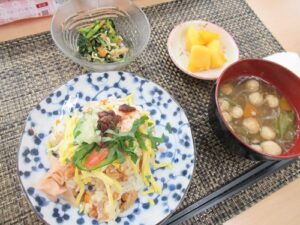 デイサービス　昼食の写真